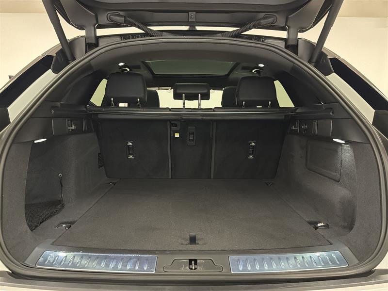 2025 Land Rover Range Rover Velar P250 Dynamic SE-16