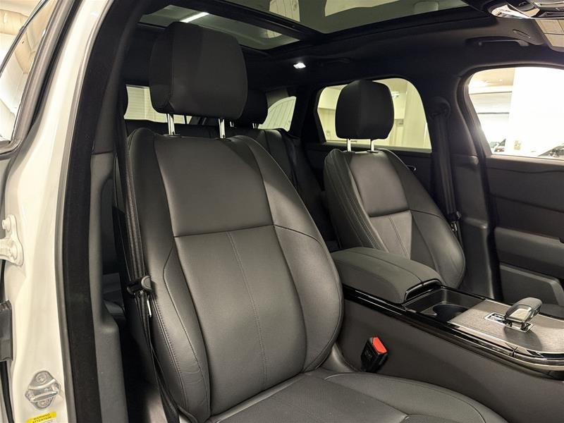 2025 Land Rover Range Rover Velar P250 Dynamic SE-17