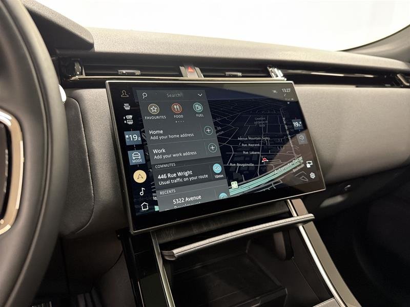 2025 Land Rover Range Rover Velar P250 Dynamic SE-11