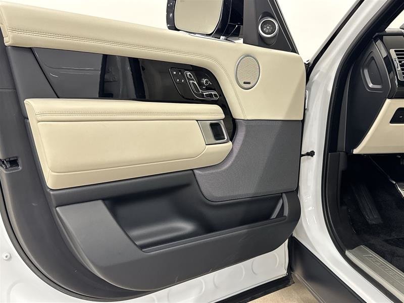 2022 Land Rover Range Rover 3.0L I6 MHEV P400 Westminster SWB-7