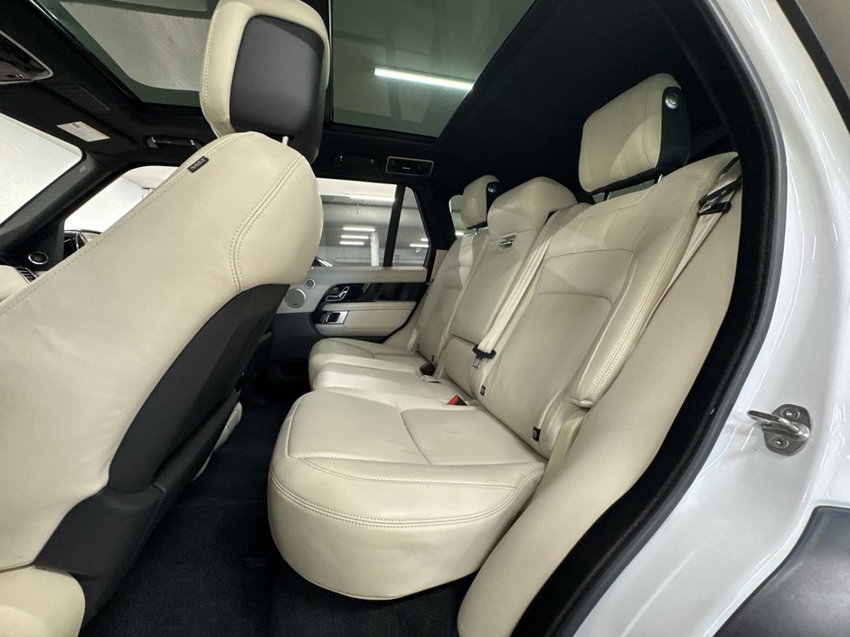 2022 Land Rover Range Rover 3.0L I6 MHEV P400 Westminster SWB-22