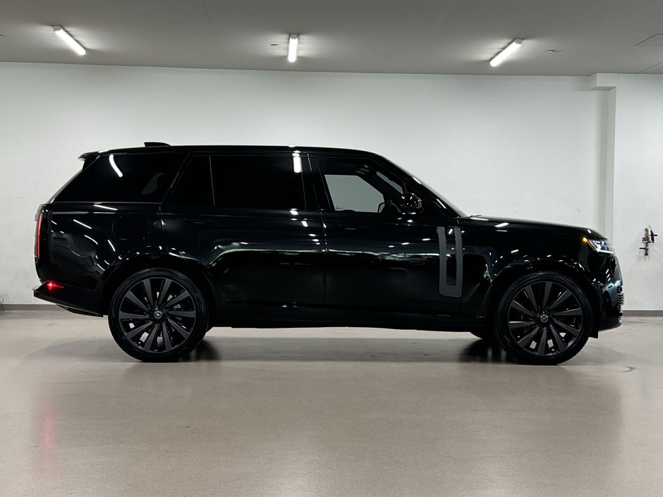 2024 Land Rover Range Rover P615 SV LWB-10