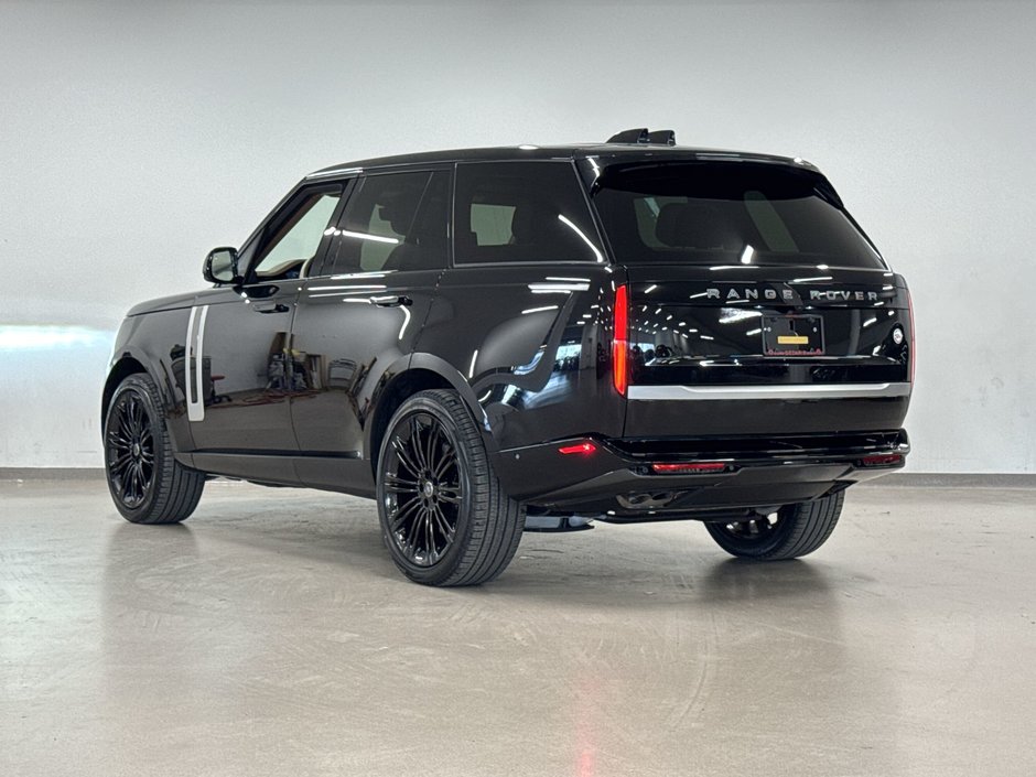 2024 Land Rover Range Rover P615 SV SWB-5