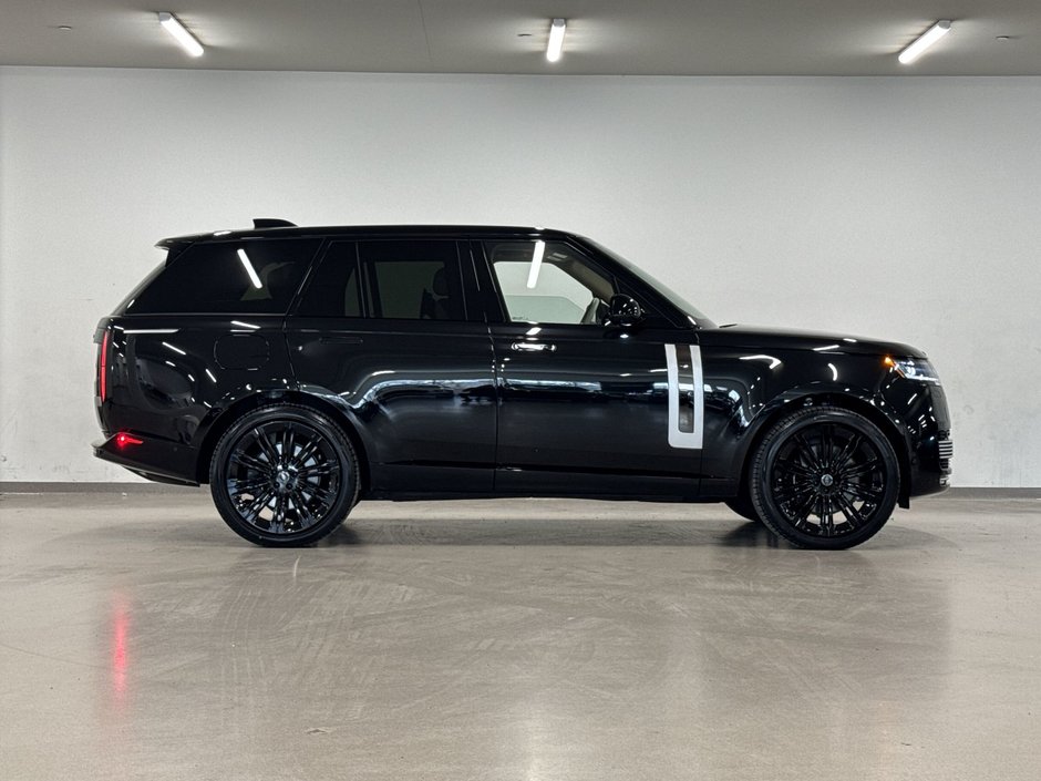 2024 Land Rover Range Rover P615 SV SWB-10