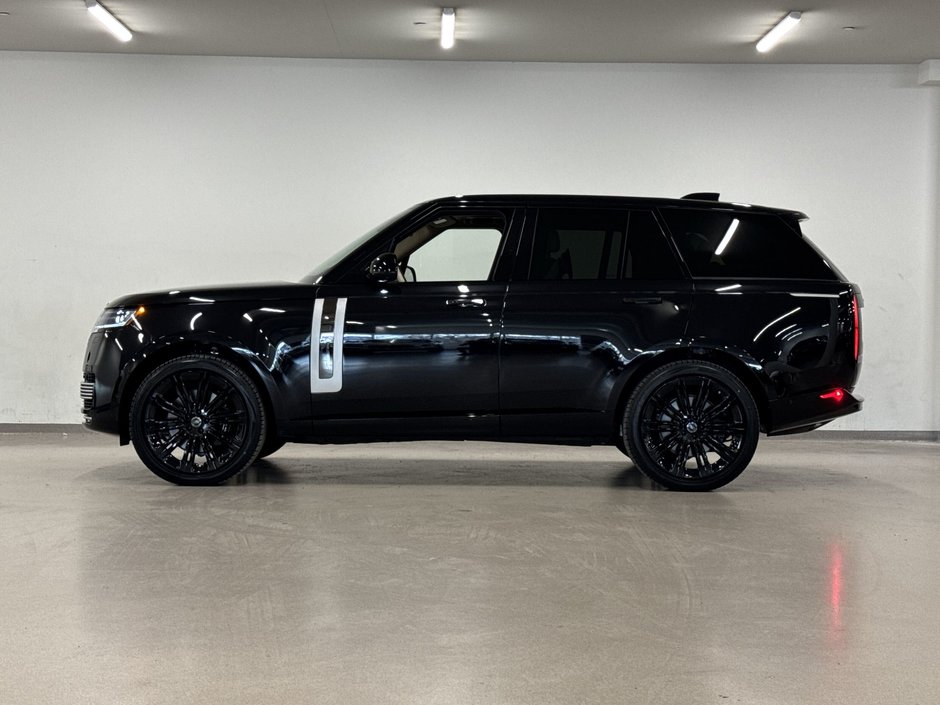 2024 Land Rover Range Rover P615 SV SWB-11