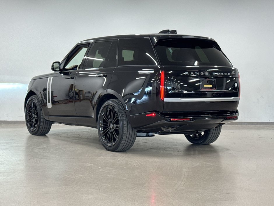 2024 Land Rover Range Rover P615 SV SWB-13