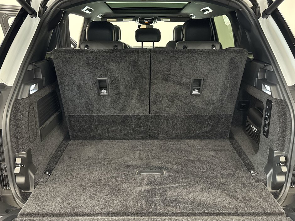 2025 Land Rover Range Rover P530 SE LWB 7 Seat-23