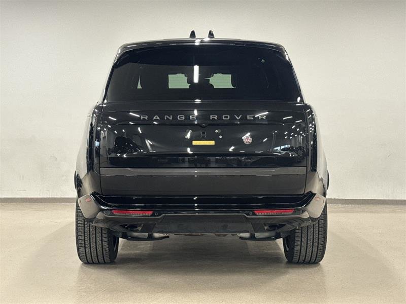 2025 Land Rover Range Rover P550e SE SWB-4
