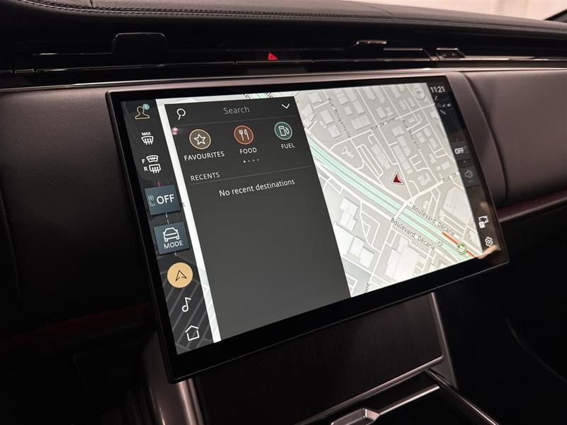 2025 Land Rover Range Rover P530 SE LWB 7 Seat-10