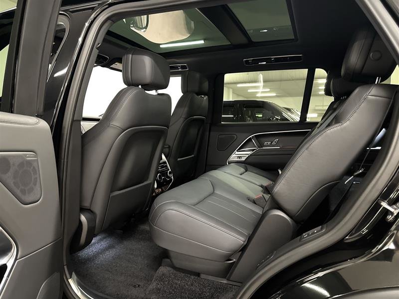 2025 Land Rover Range Rover P530 SE LWB 7 Seat-14