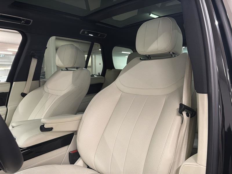 2026 Land Rover Range Rover P530 SE SWB-7