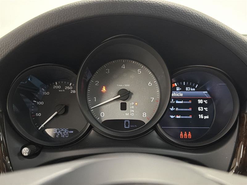 2023 Porsche Macan S-8