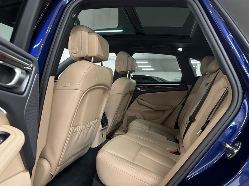 2023 Porsche Macan S-14