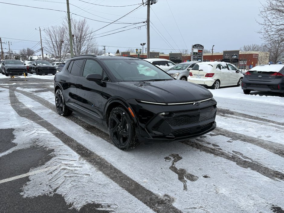 Chevrolet Equinox EV  2026 à Saint-Eustache, Québec - w940px