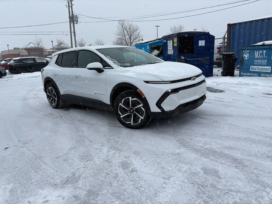 Chevrolet Equinox EV  2026 à Saint-Eustache, Québec - w940px