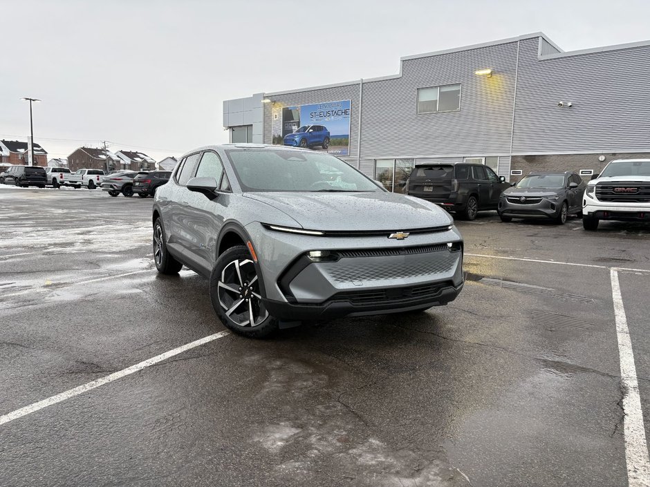 2026 Chevrolet Equinox EV in Saint-Eustache, Quebec - w940px