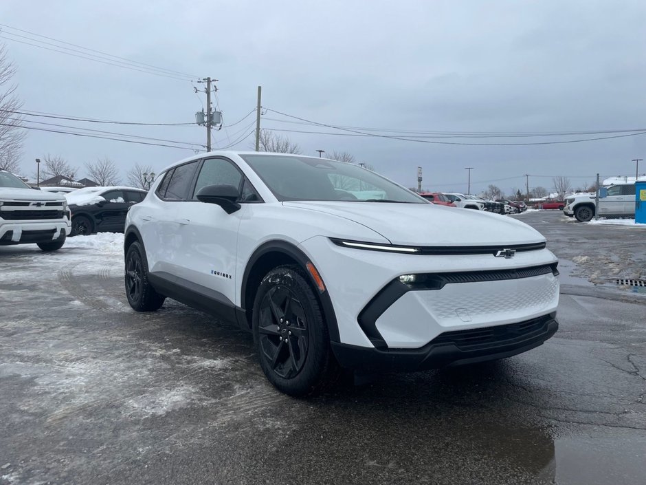 Chevrolet Equinox EV  2026 à Saint-Eustache, Québec - w940px