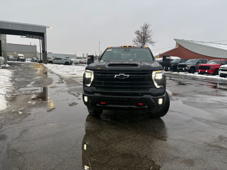 Chevrolet Silverado 2500 HD  2026 à Saint-Eustache, Québec - w940px