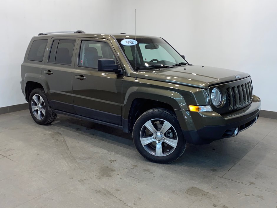 Hyundai of Regina 2016 Jeep Patriot 4x4 Sport High Altitude Leather