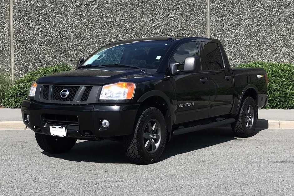 2015 nissan titan pro 4x