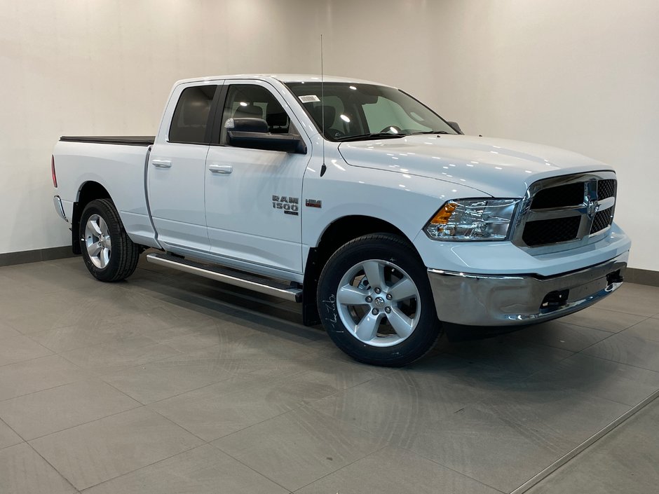 Triple Seven Chrysler | 2019 Ram 1500 Classic SLT Quad Uconnect 4C 8.4 ...