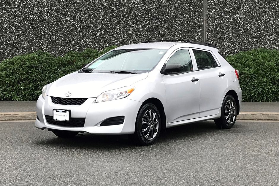 North Vancouver Nissan 2009 Toyota Matrix 5 Door Fwd 4a