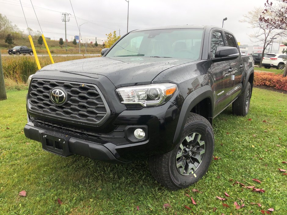 Bolton Toyota | 2020 Toyota Tacoma 4x4 Double Cab Short Bed V6 6A