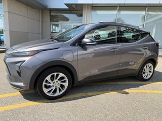 2023 Chevrolet Bolt EUV LT in Magog, Quebec - w940px