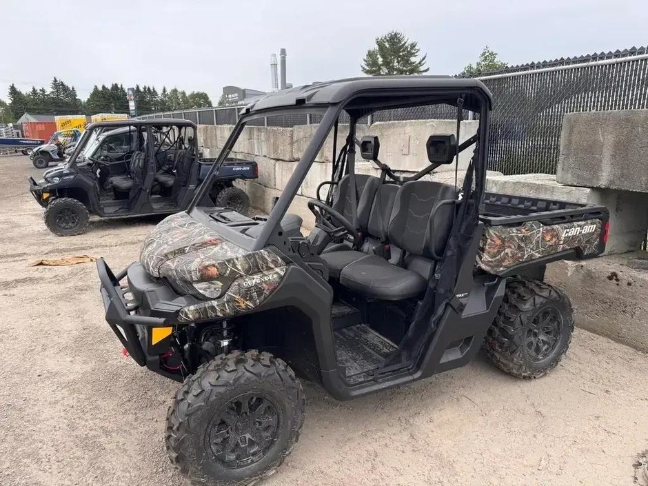 Can-Am DEFENDER HD7 XT  2026 à Charlemagne, Québec