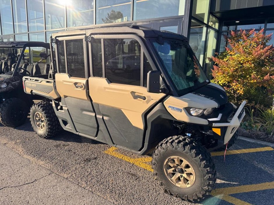 2024 Can-Am DEFENDER MAX LIMITED CAB HD10 in Charlemagne, Quebec