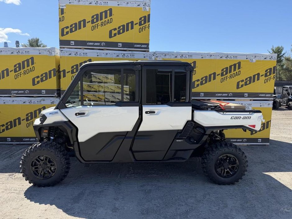 Can-Am DEFENDER MAX LIMITED CAB HD11  2026 à Charlemagne, Québec