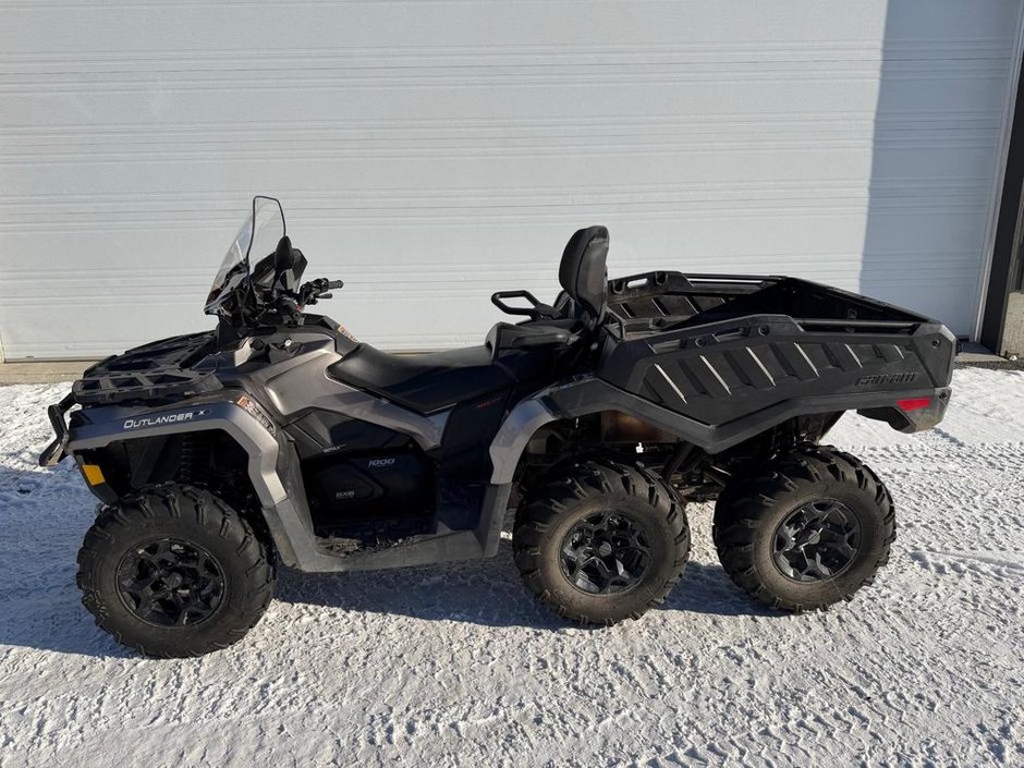 Can-Am OUTLANDER MAX 6X6 1000 XT  2019 à Charlemagne, Québec