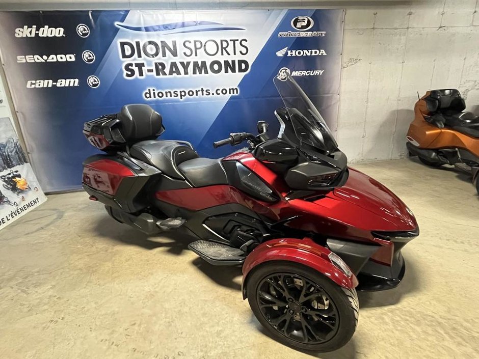 Can-Am Spyder RT Limited  2020 à Charlemagne, Québec