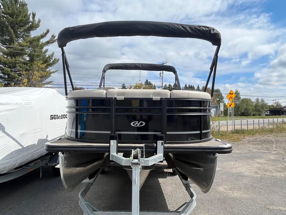 2017  Cruiser 200 3 quilles 115 CT HP in Charlemagne, Quebec