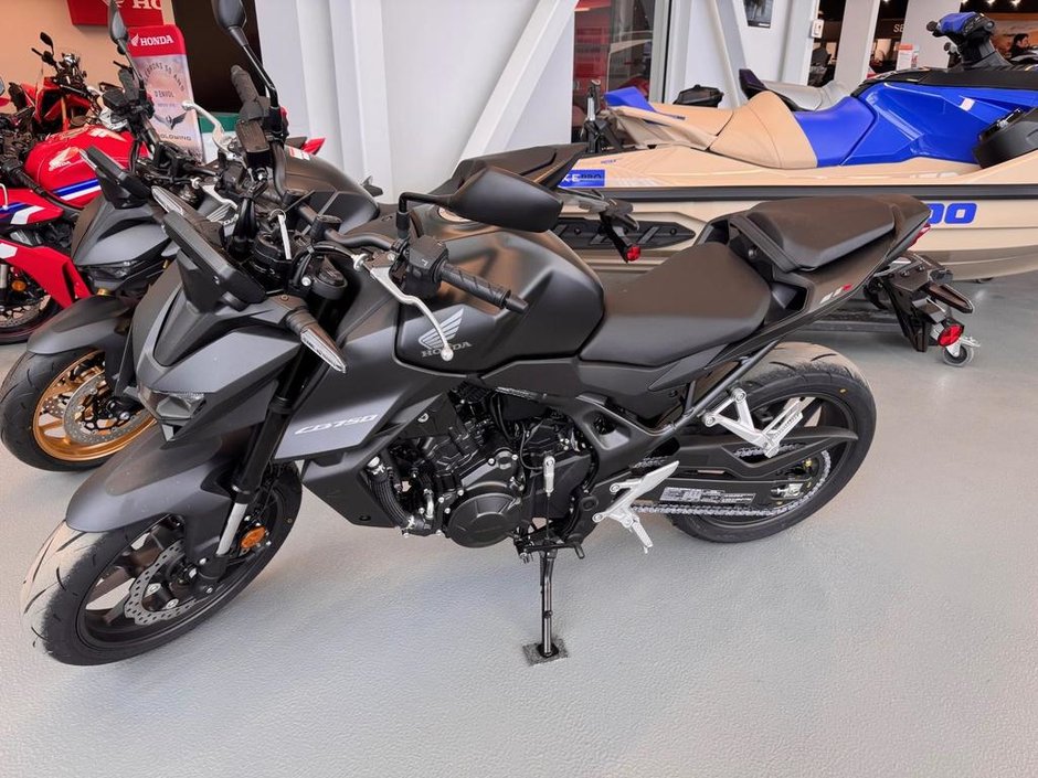 Honda CB750AS  2025 à Charlemagne, Québec