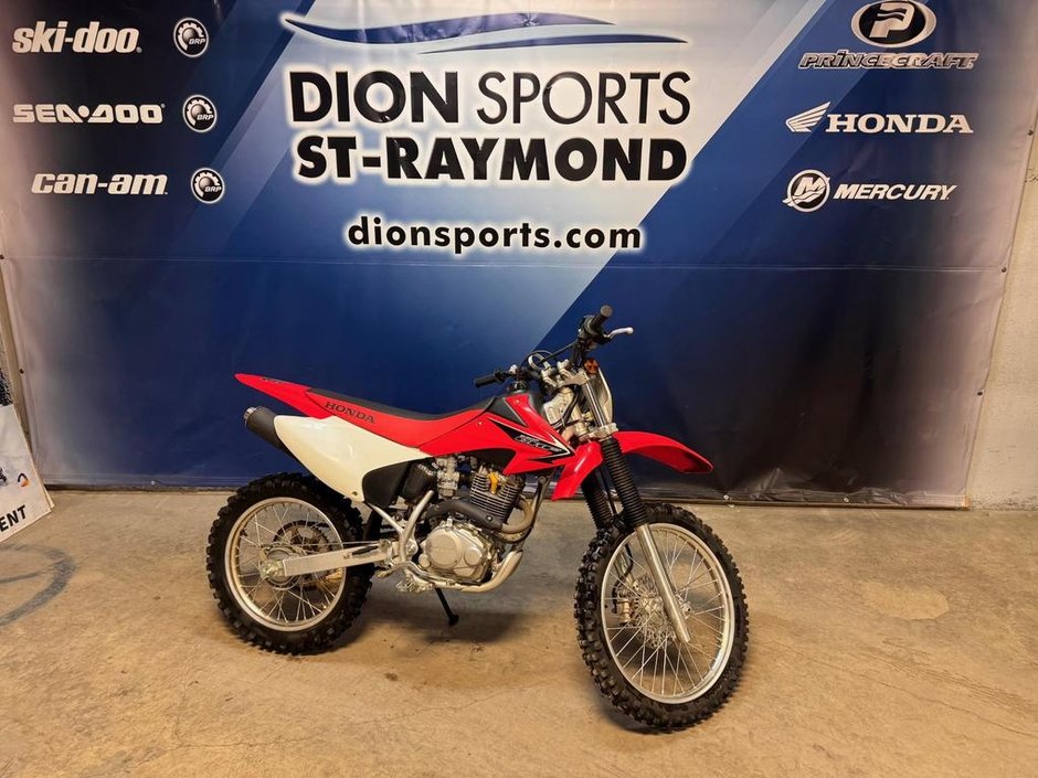 Honda CRF230F CRF 230  2008 à Charlemagne, Québec