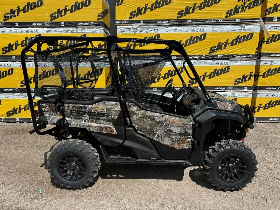 2024 Honda PIONEER 1000 5 PLACES in Charlemagne, Quebec