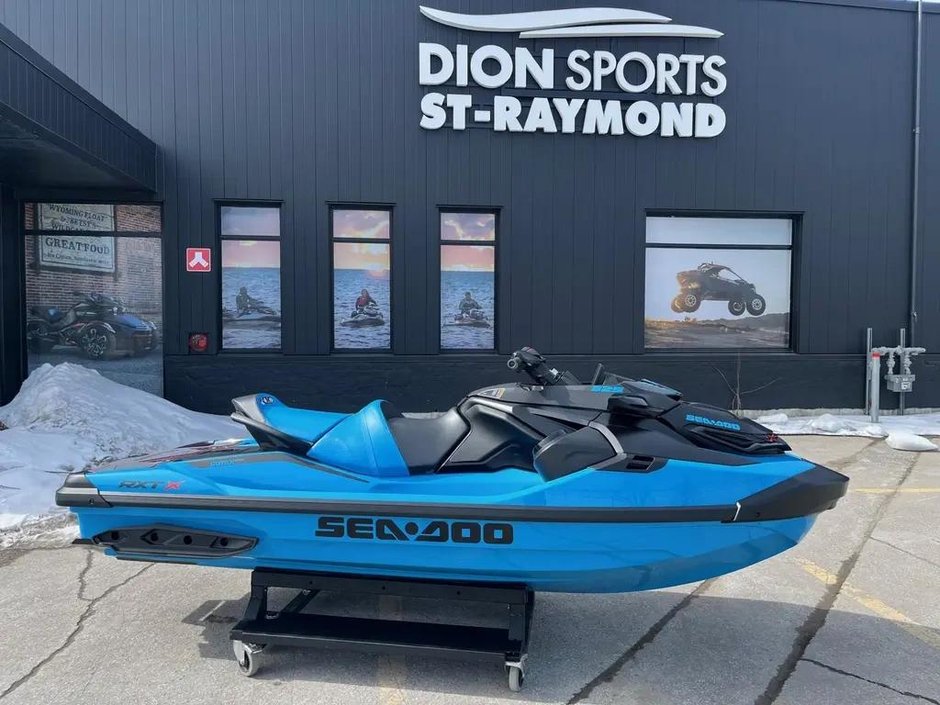 Sea-Doo RXT X 325 ROTAX 1630 ACE 325  2026 à Charlemagne, Québec
