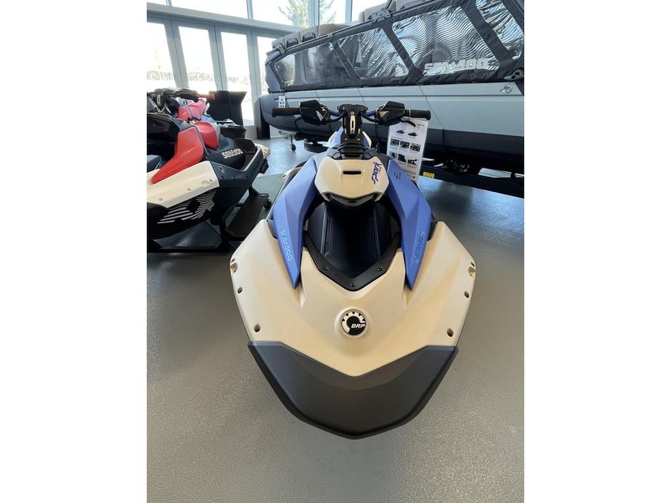 2025 Sea-Doo SPARK TRIXX 3 PLACES 900 ACE ( Promo financement) in Charlemagne, Quebec