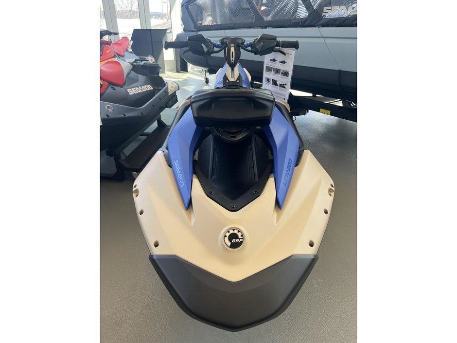 2025 Sea-Doo SPARK TRIXX 3 PLACES AUDIO in Charlemagne, Quebec