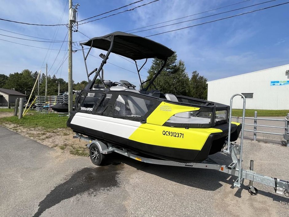 2023 Sea-Doo 2023 SWITCH SPORT 18'' 230 Démo + 3 ans BRP (Rabais de 12000$) in Charlemagne, Quebec