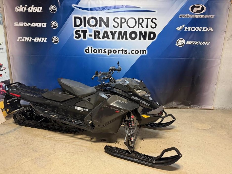 2022 Ski-Doo BACKCOUNTRY XRS 850 146 XR-S X-RS in Charlemagne, Quebec
