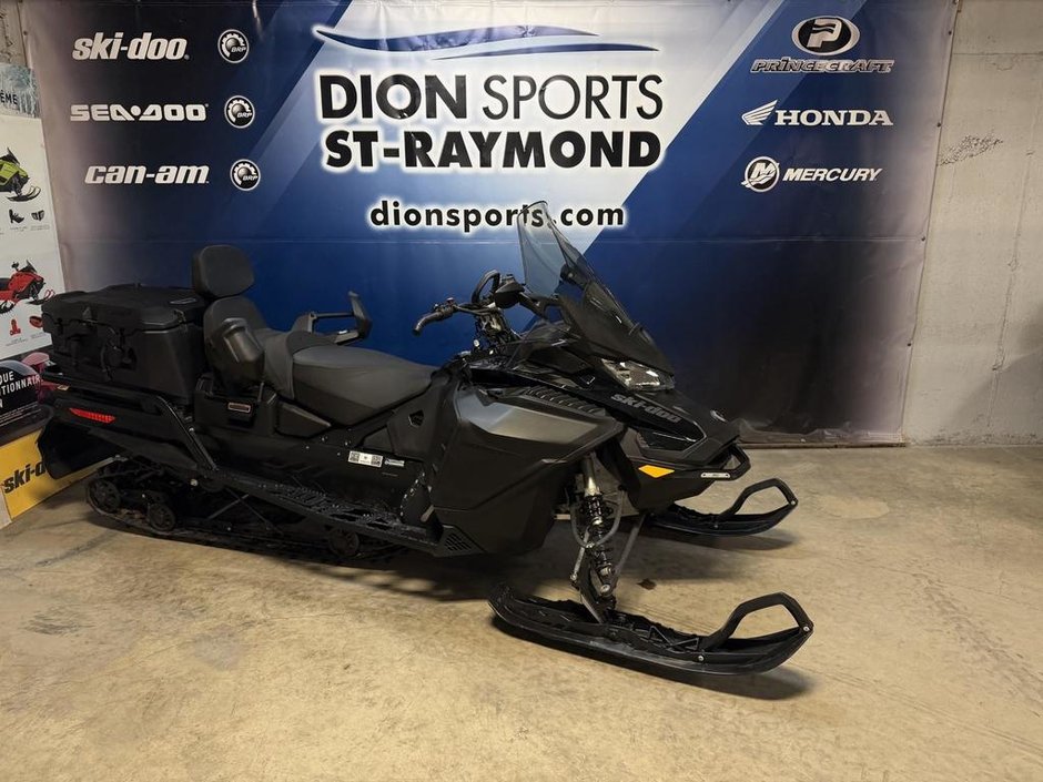Ski-Doo EXPEDITION SE 900 ACE  2022 à Charlemagne, Québec