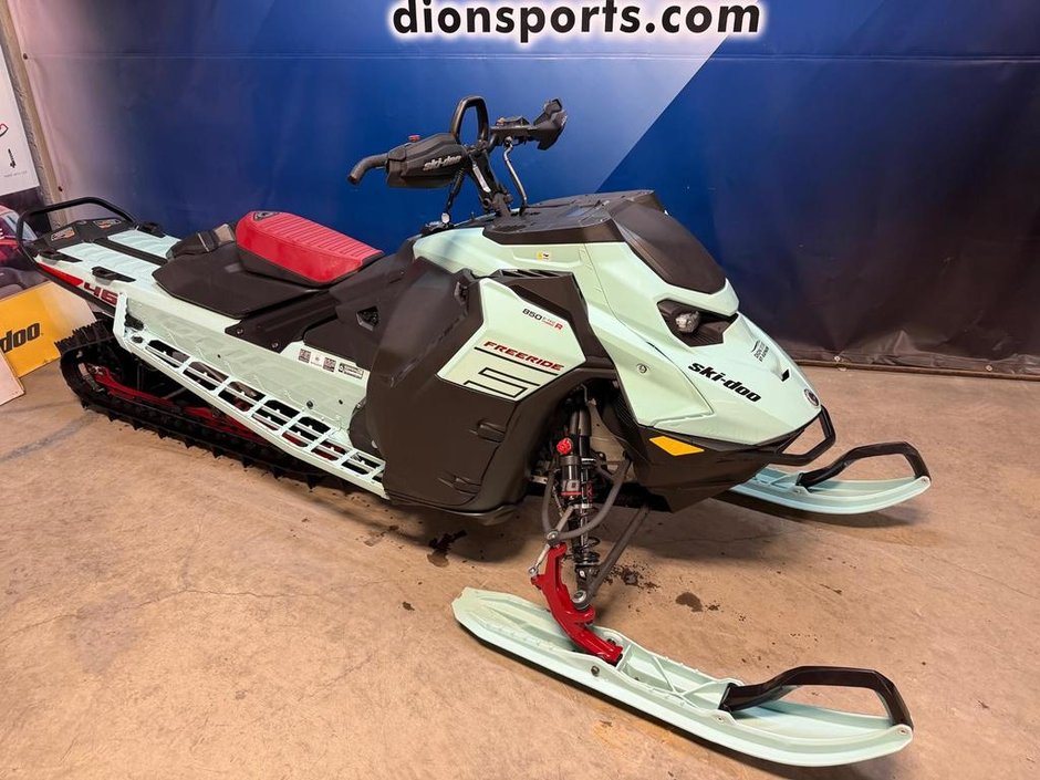 Ski-Doo FREERIDE 146 850 TURBO R  2024 à Charlemagne, Québec