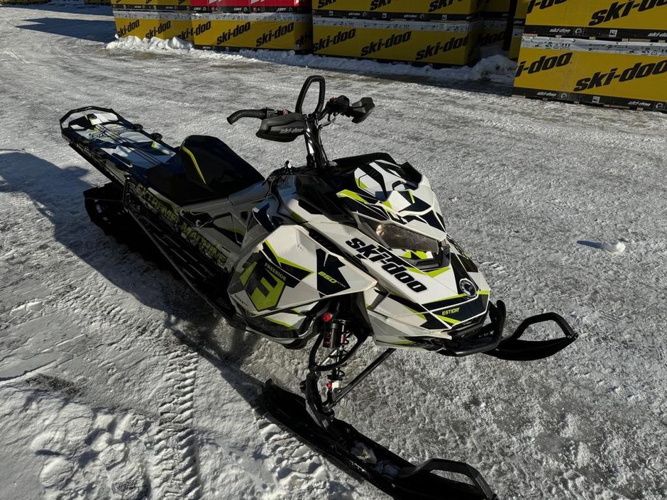 2018  FREERIDE 850 165 2.5 in Charlemagne, Quebec