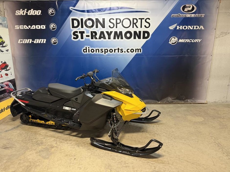 2023 Ski-Doo MXZ NEO + 600EFI 55hp Plus in Charlemagne, Quebec