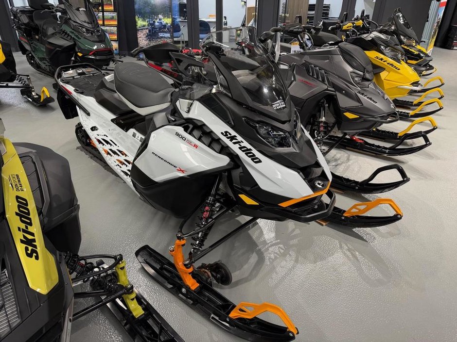 2025 Ski-Doo RENEGADE X 900 ACE TURBO R in Charlemagne, Quebec