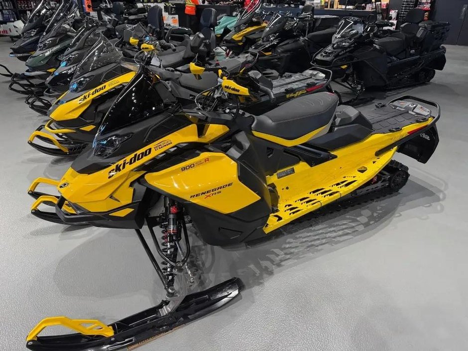 Ski-Doo RENEGADE X-RS 900 TURBO R XRS  2025 à Charlemagne, Québec