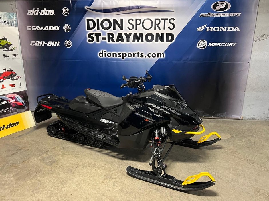 2023 Ski-Doo RENEGADE XRS 850 ETec X-RS in Charlemagne, Quebec