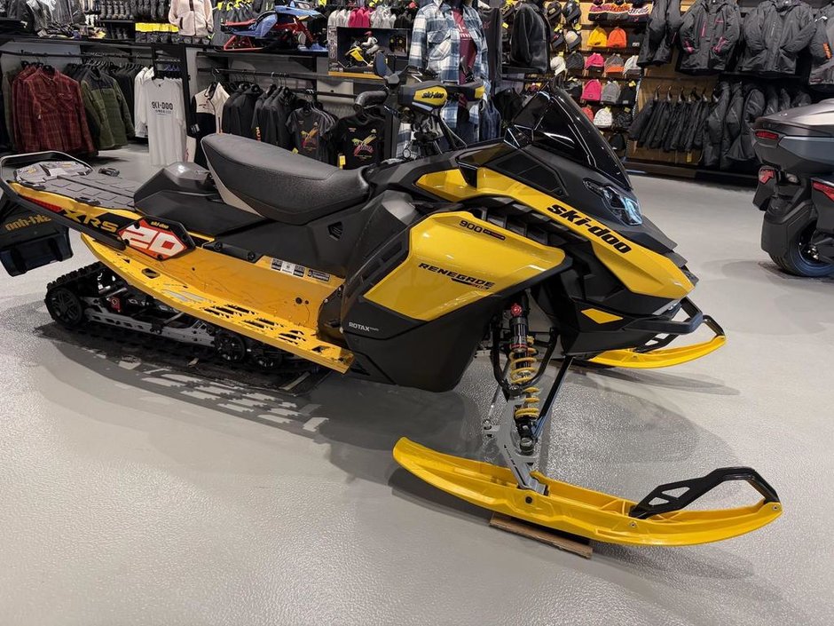 Ski-Doo RENEGADE XRS 900 TURBO R X-RS  2027 à Charlemagne, Québec